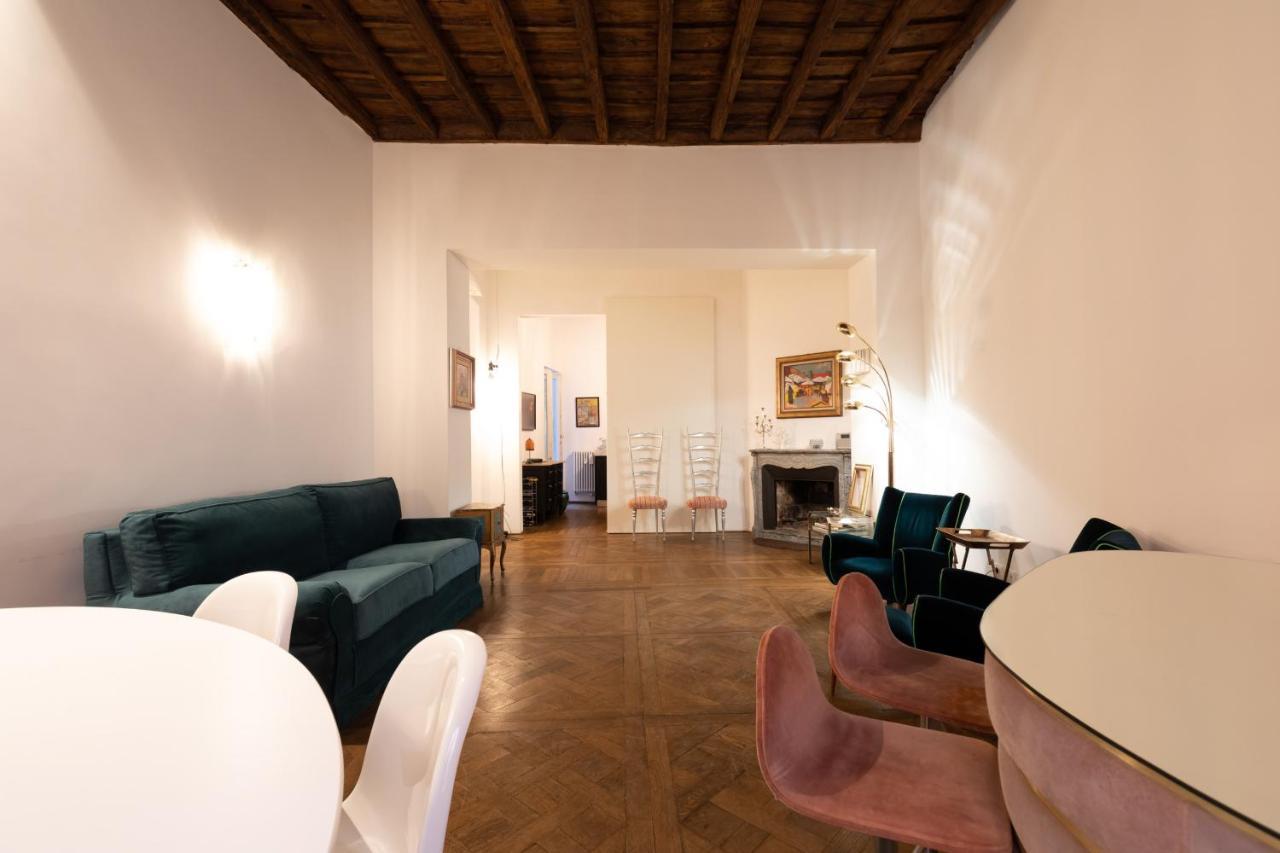 Apartament Chic And Style In Historical Via Giulia Rzym Zewnętrze zdjęcie