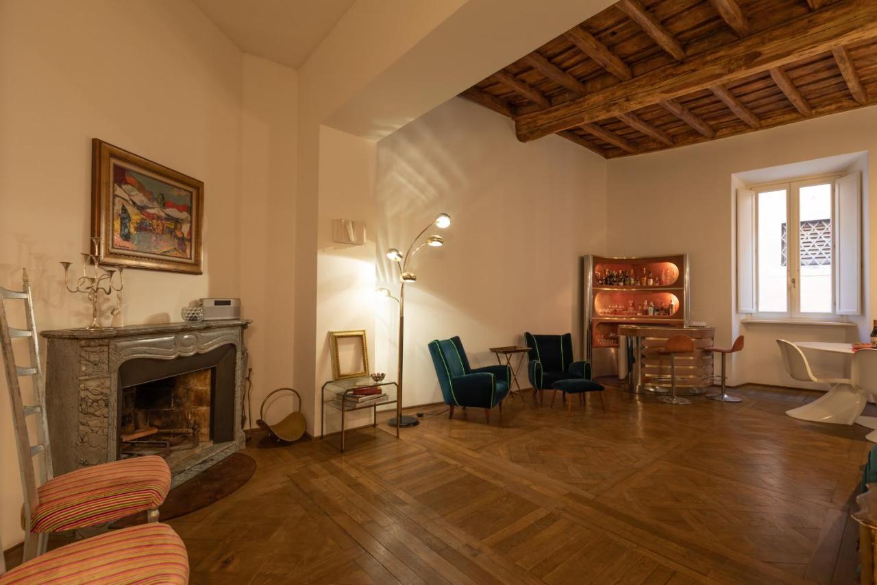 Apartament Chic And Style In Historical Via Giulia Rzym Zewnętrze zdjęcie