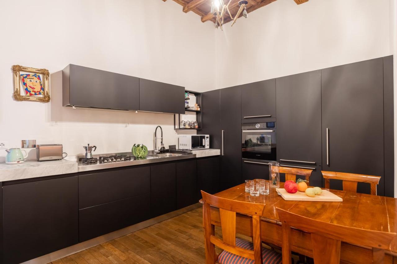 Apartament Chic And Style In Historical Via Giulia Rzym Zewnętrze zdjęcie