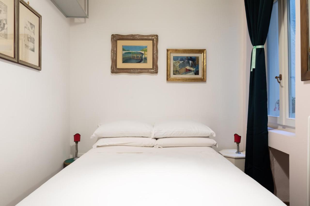 Apartament Chic And Style In Historical Via Giulia Rzym Zewnętrze zdjęcie